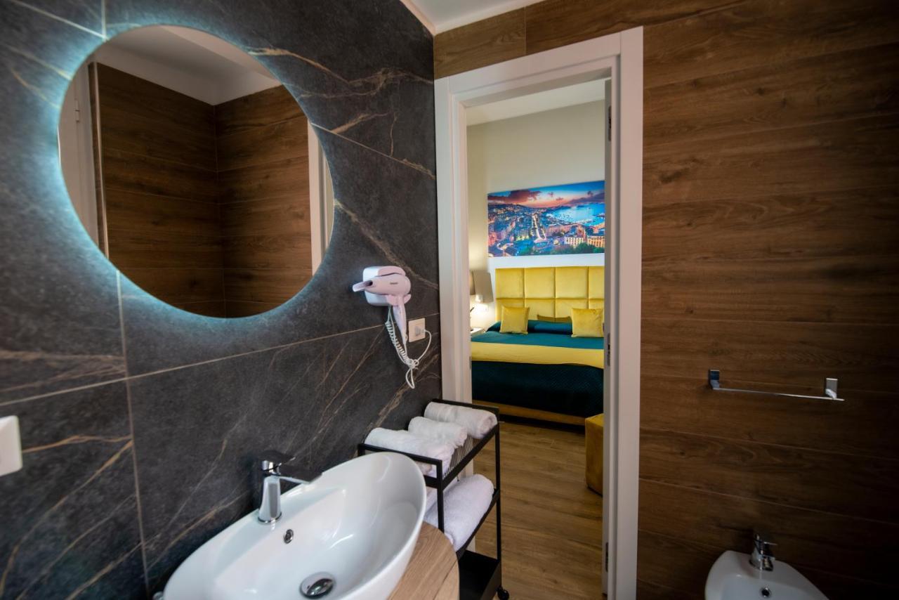 Vivi A Napoli Bed & Breakfast ภายนอก รูปภาพ