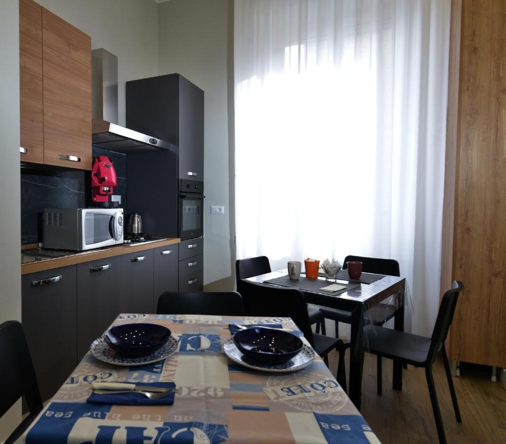 Vivi A Napoli Bed & Breakfast ภายนอก รูปภาพ