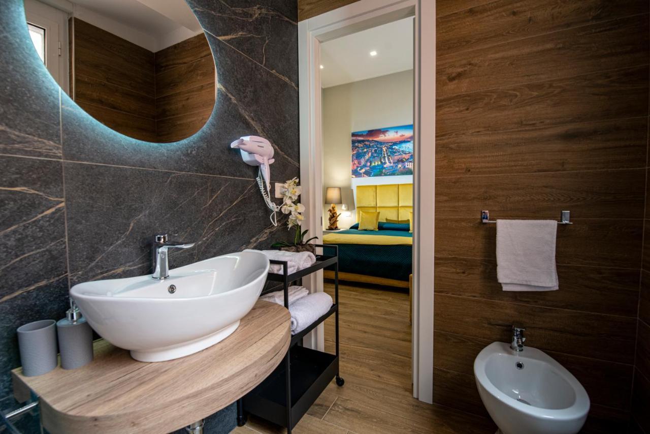 Vivi A Napoli Bed & Breakfast ภายนอก รูปภาพ