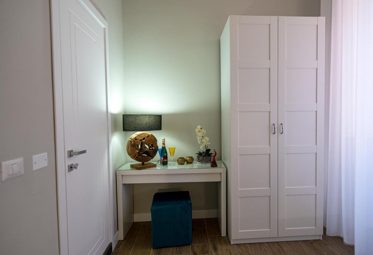 Vivi A Napoli Bed & Breakfast ภายนอก รูปภาพ